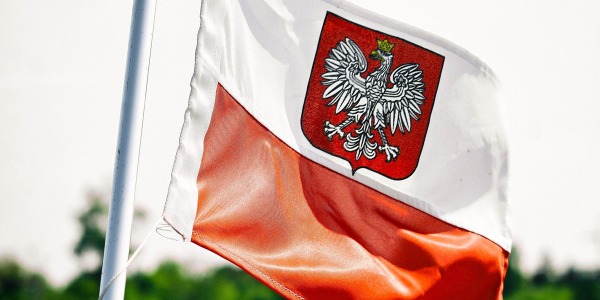 Koszulki patriotyczne – Czy tylko biało-czerwone?