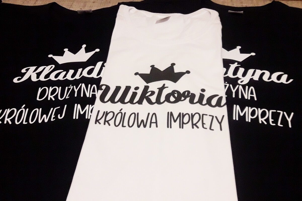 Jakie koszulki wybrać na wieczór panieński?