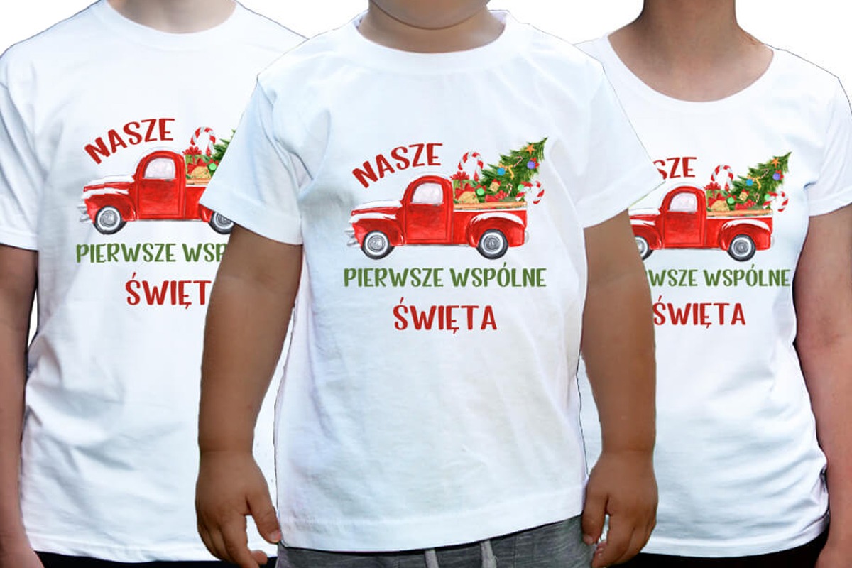 Jak zamówić zestaw koszulek świątecznych dla rodziny?